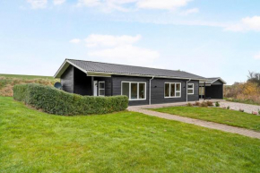 Stunning Home In Knebel With 3 Bedrooms And Wifi